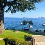 33 Rose * Gardone Riviera