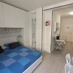 33 Rose Apartman Gardone Riviera